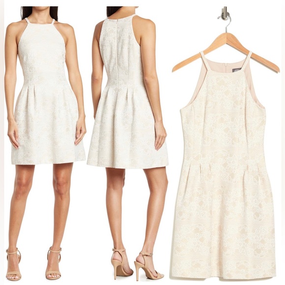 NWT Vince Camuto Ivory fit and flare lace neck halter dress size 4 - Picture 1 of 1